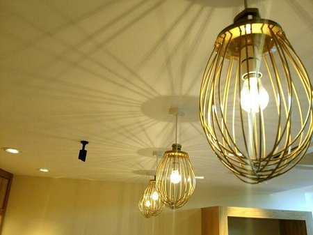 светильник из посуды