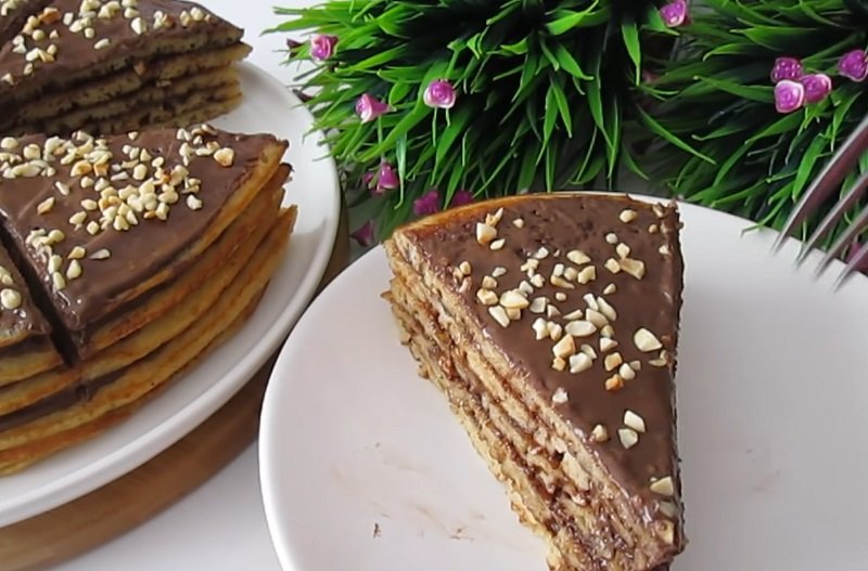 подача банановых панкейков