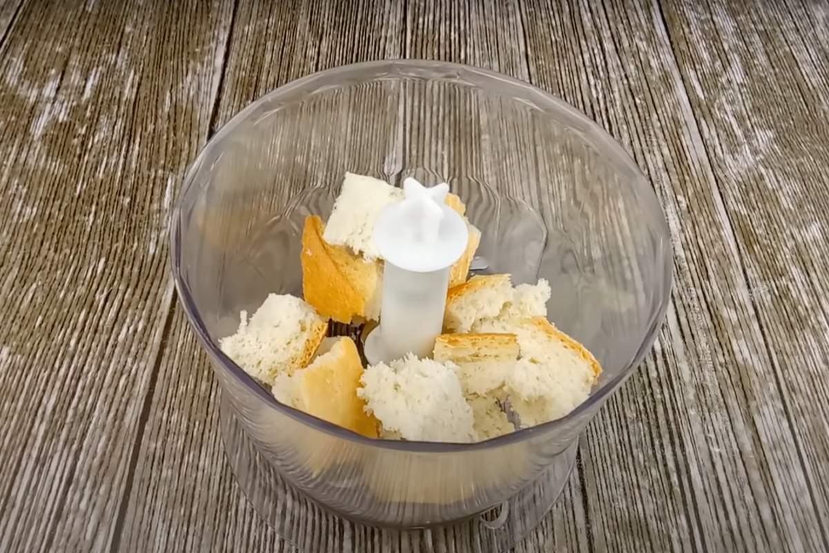 тесто из сухого хлеба