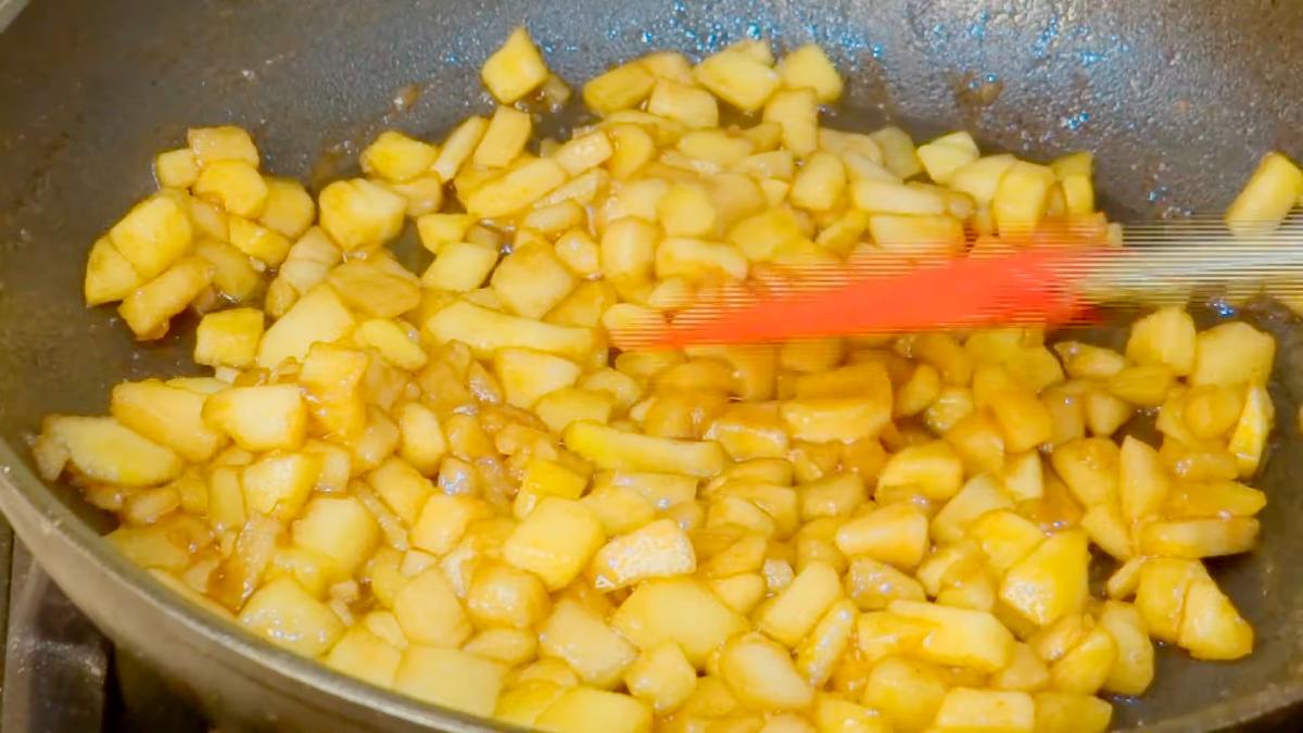 карамелизированные яблоки