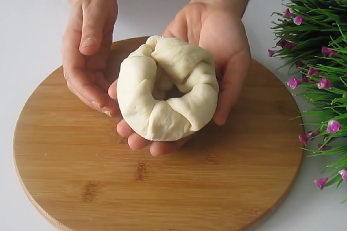 лук в тесте