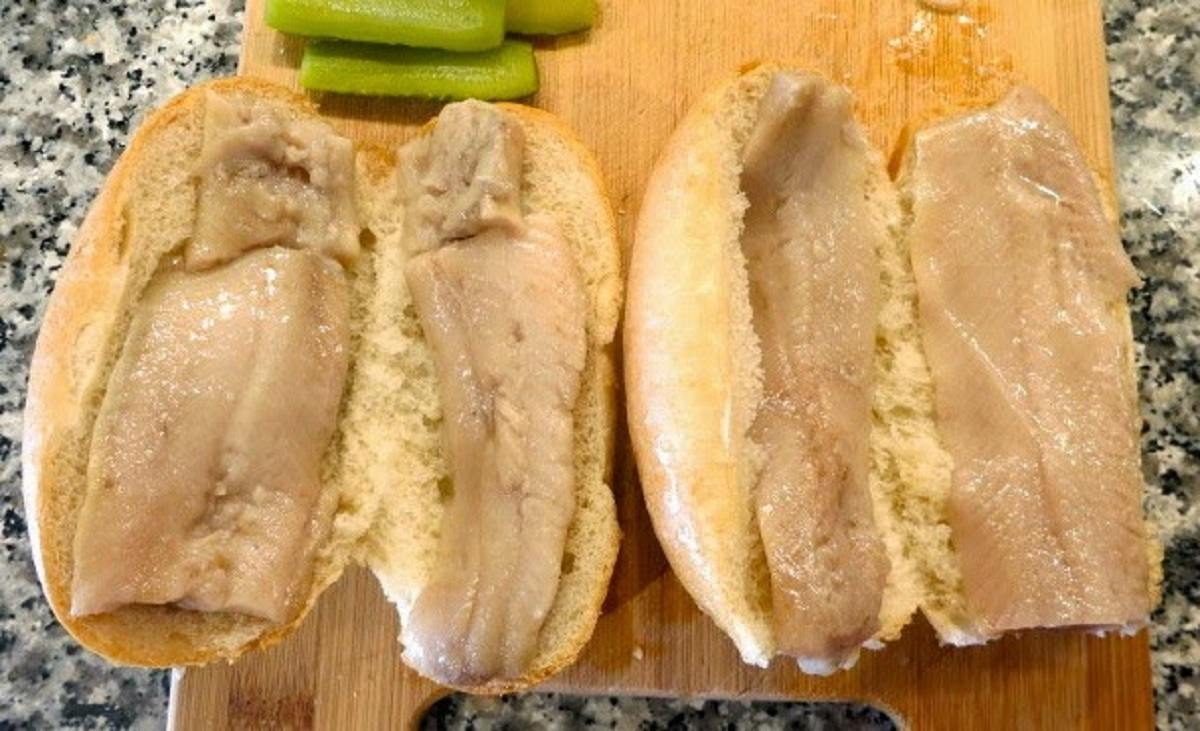 булочки с филе сельди