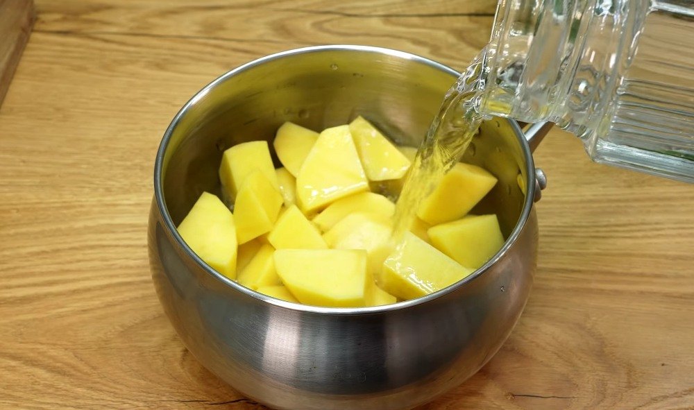 картофельные треугольники в панировке