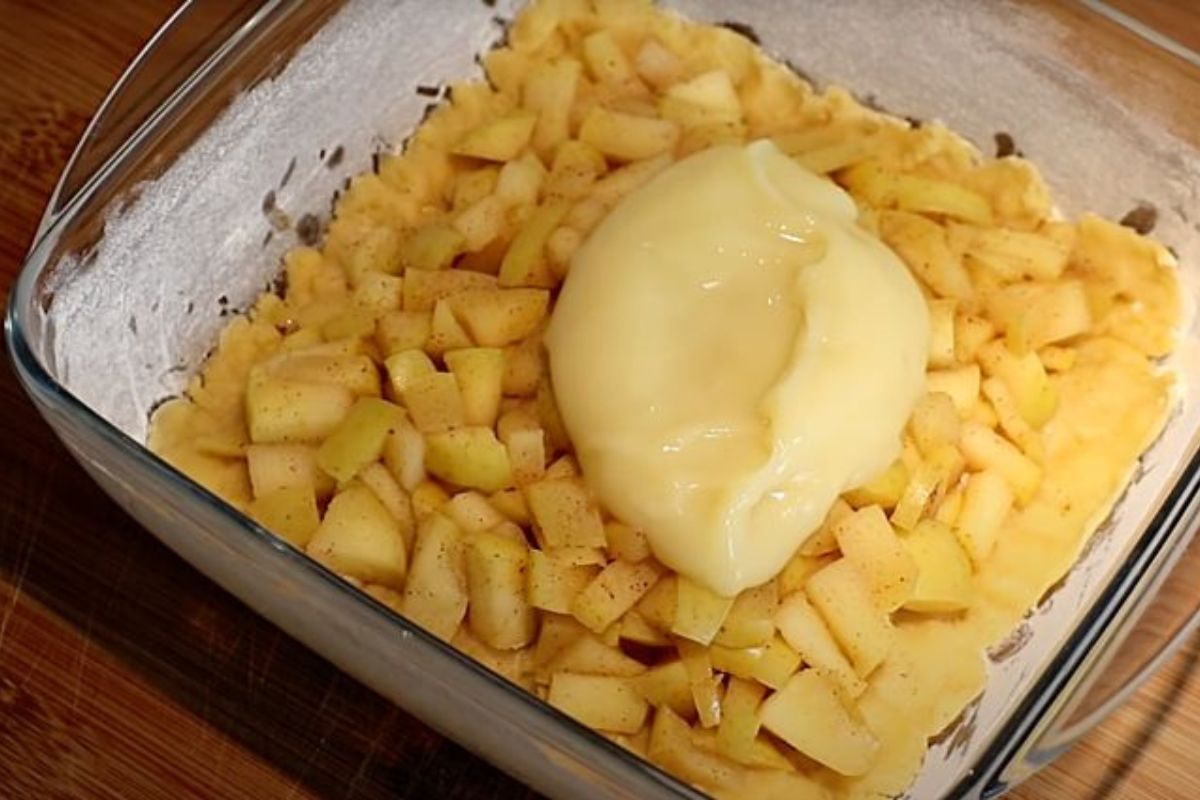 пирог с яблоками