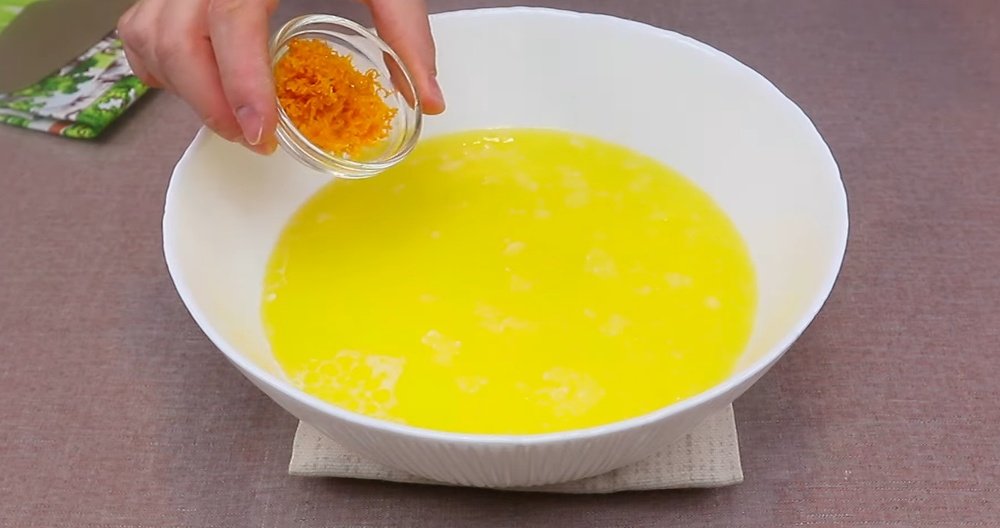 морковный кулич