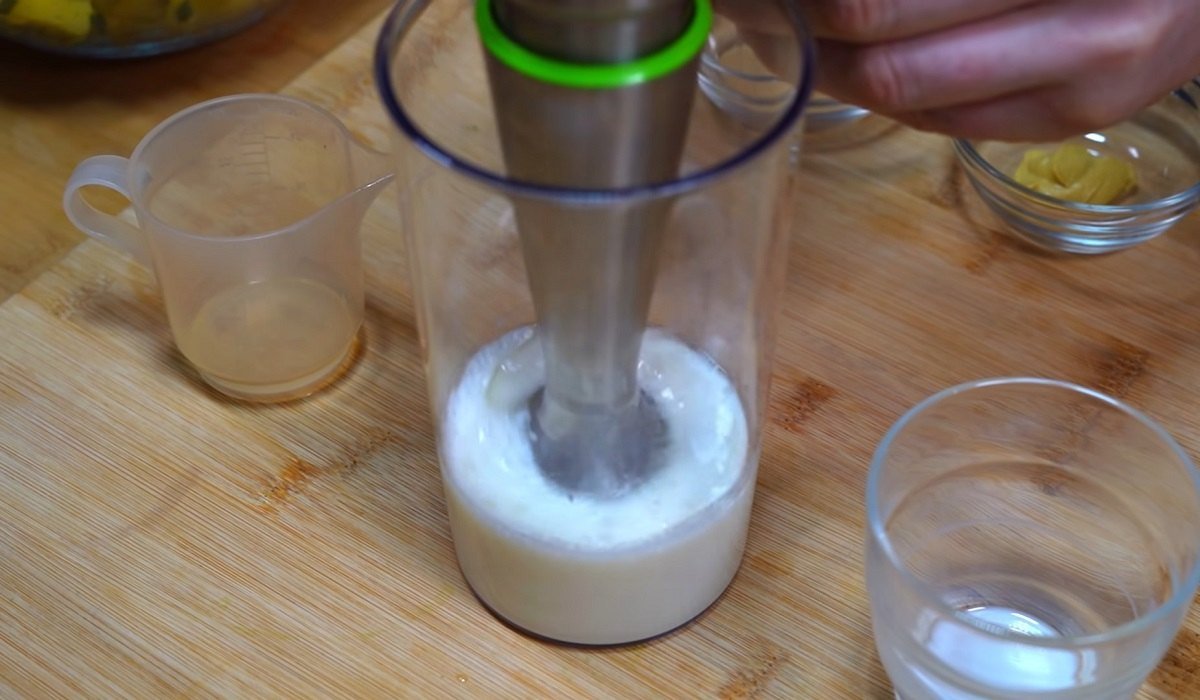 приготовление заправки для салата