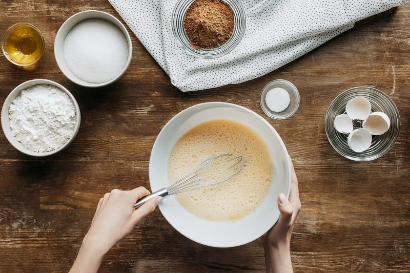 замес теста на оладьи