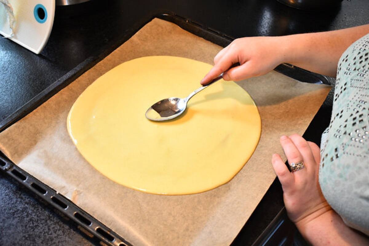 тесто на противне