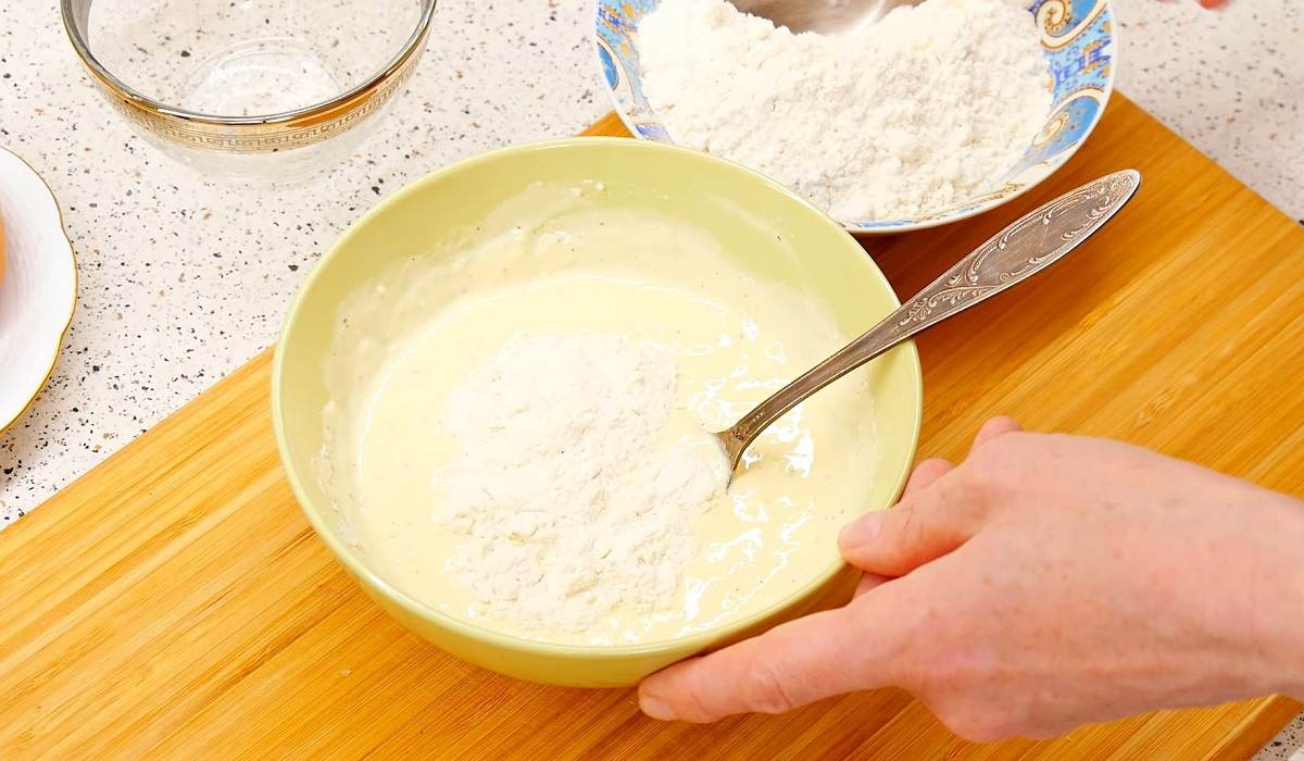 приготовление теста для пиццы