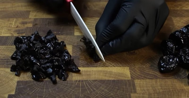 нарезанный чернослив