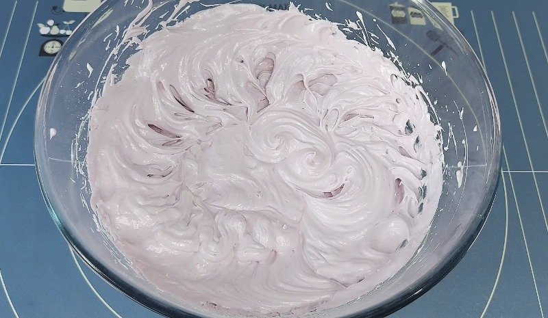 взбитые белки с сахаром