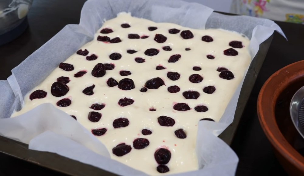 пирог с вишней