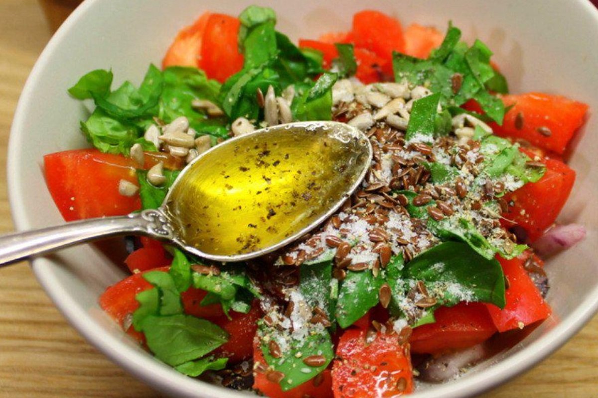 рецепт салата из помидоров