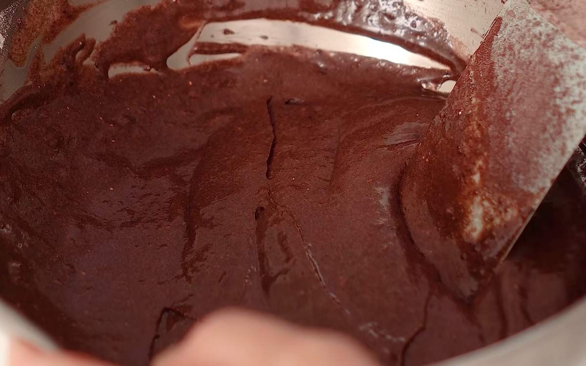 шоколадное тесто