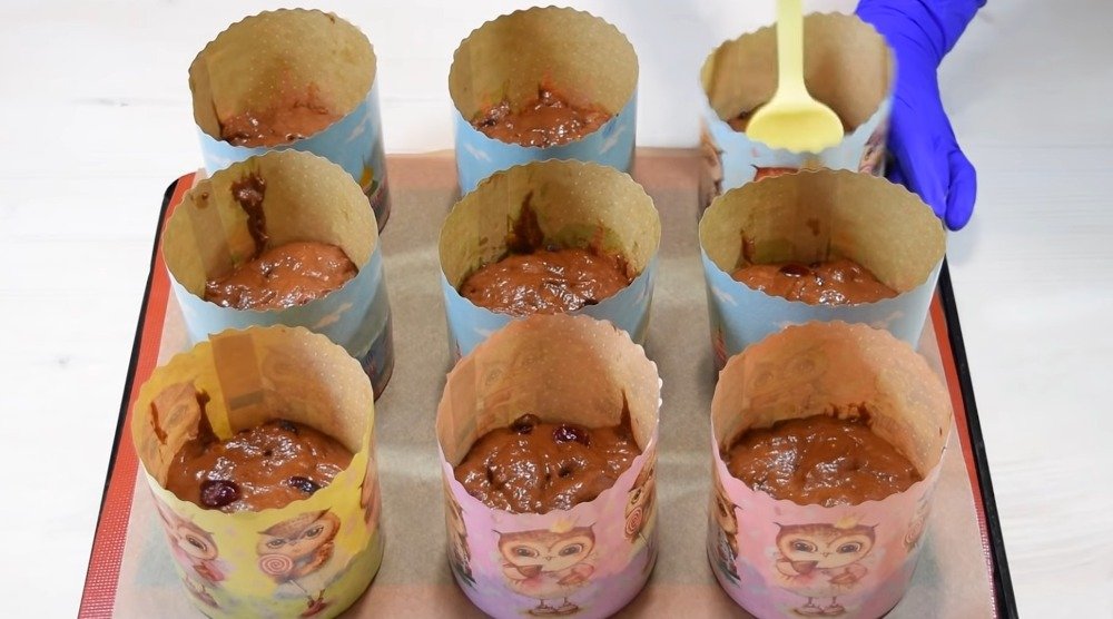 шоколадный кулич с ягодной глазурью рецепт