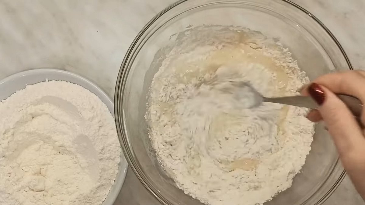 добавление муки