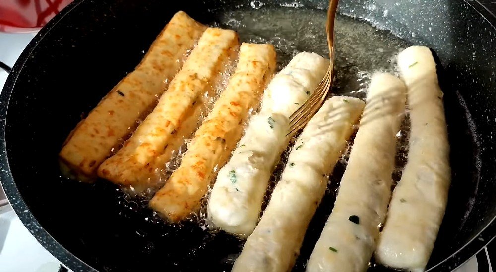 Сырные палочки на кефире