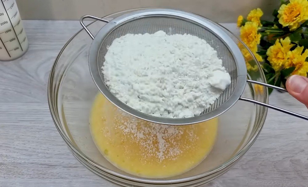 торт из блинов с фруктами