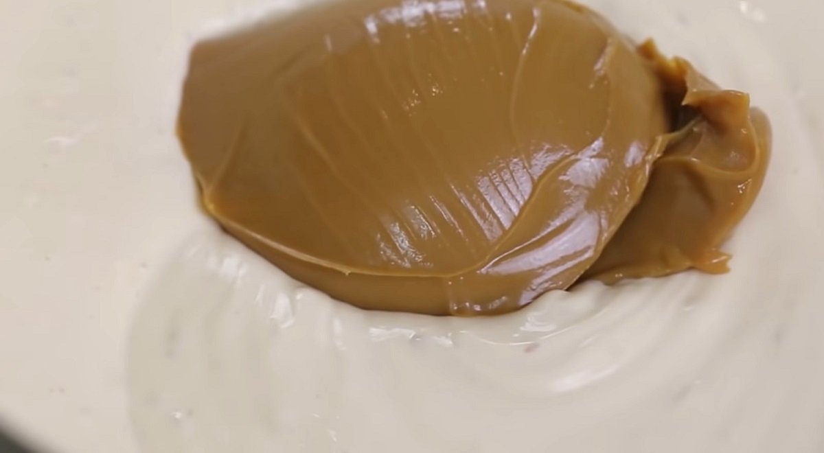 добавление вареной сгущенки