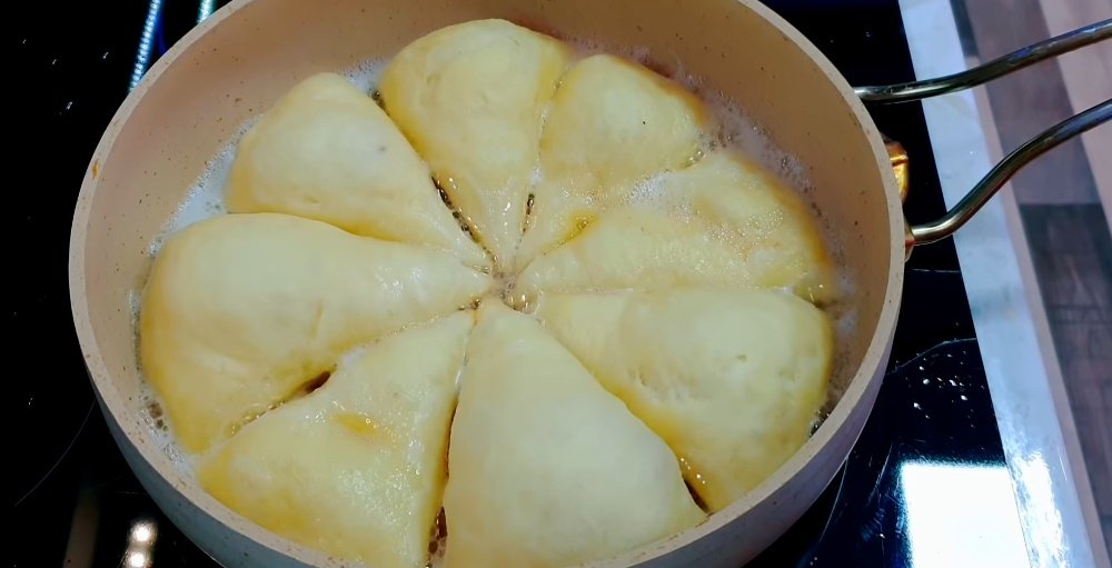 творожные треугольники на сковороде