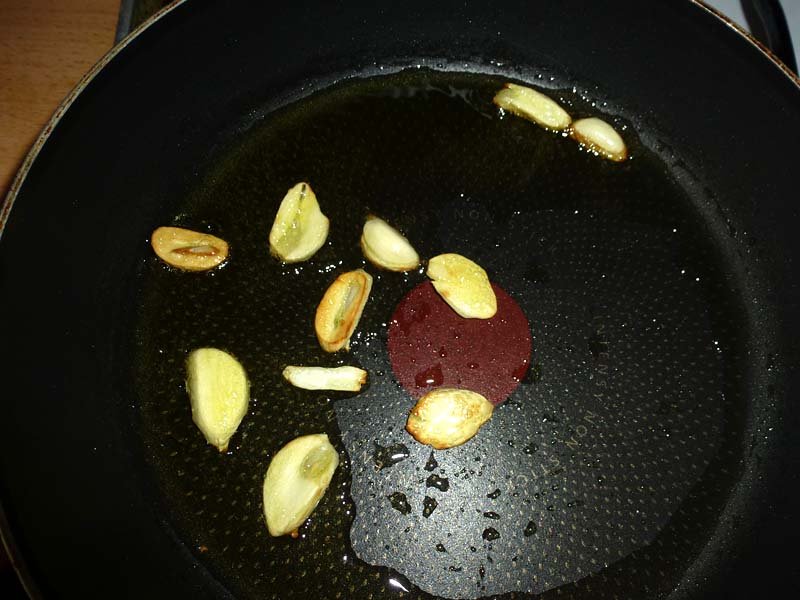 чеснок в подсолнечном масле