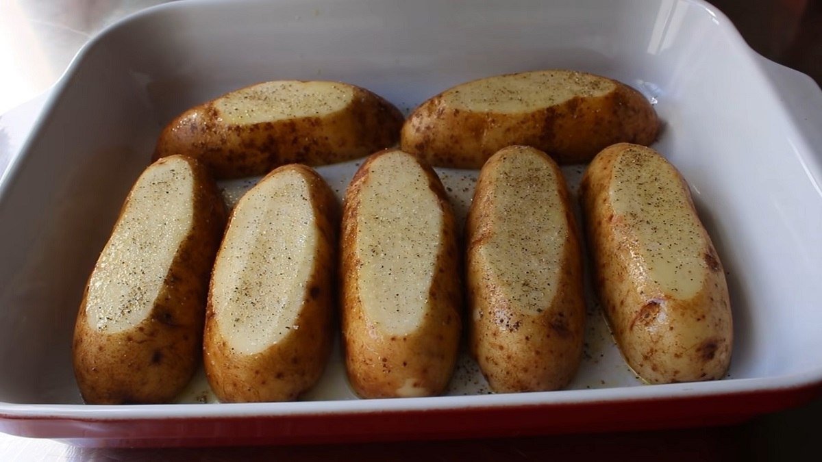 картофель в форме для выпекания