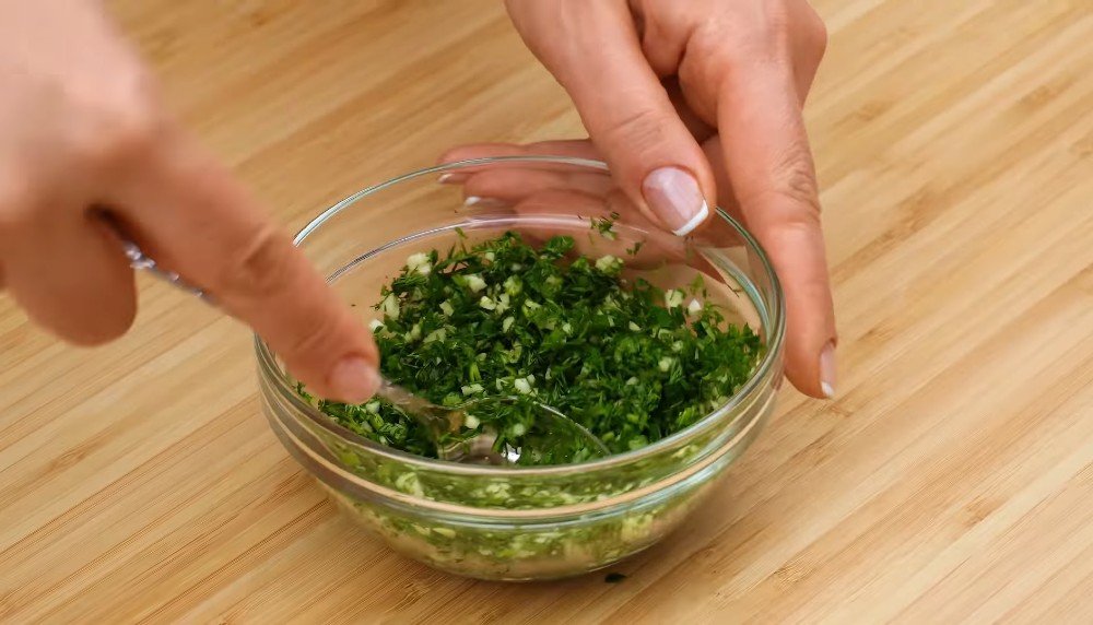 жареные кабачки с чесноком