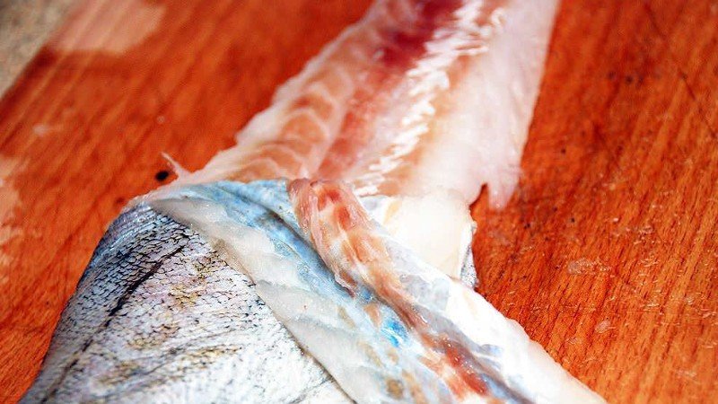 жаренный в манке минтай