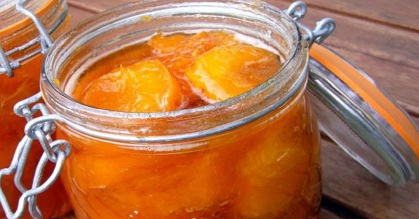 варенье с цельными абрикосовыми дольками