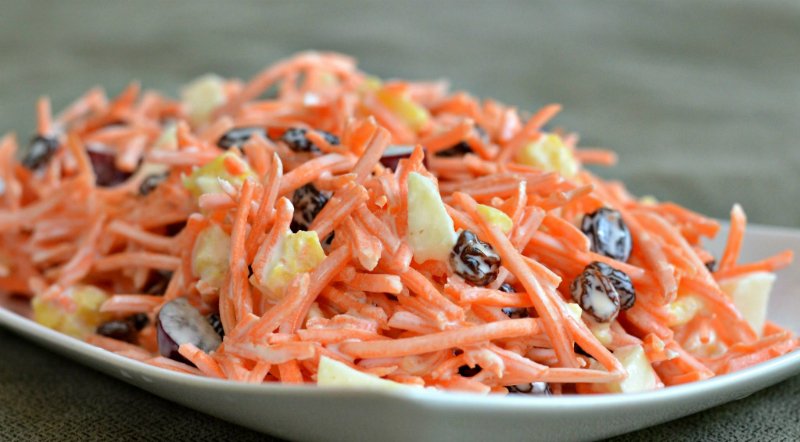 салат з курки і корейської моркви