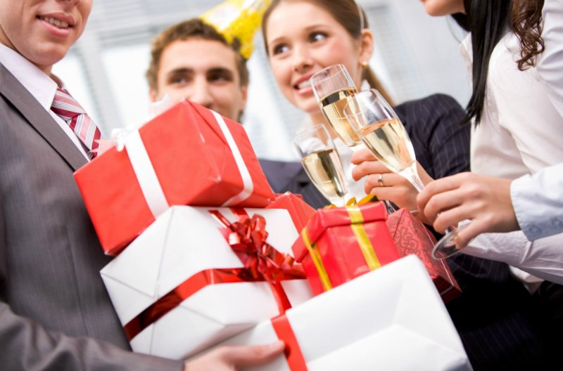 чайник в подарок