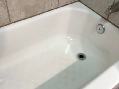 Чем отмыть ванну до блеска