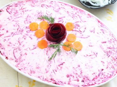 Чем заменить майонез в новогодних салатах