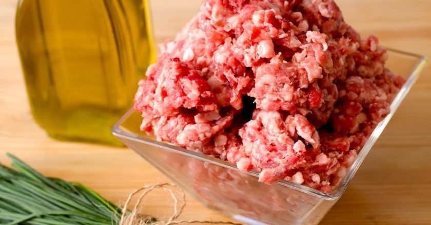 что делать с жирным фаршем