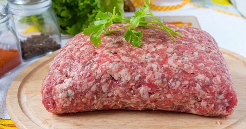 что делать с жирным фаршем