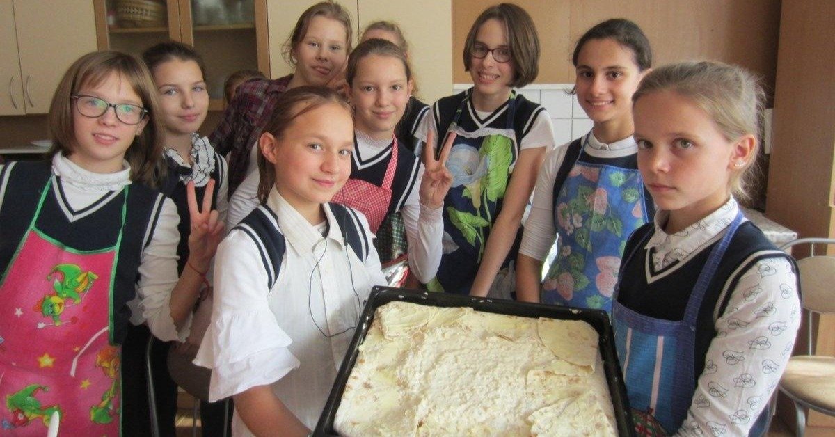 Что готовили в СССР школьницы на уроках труда