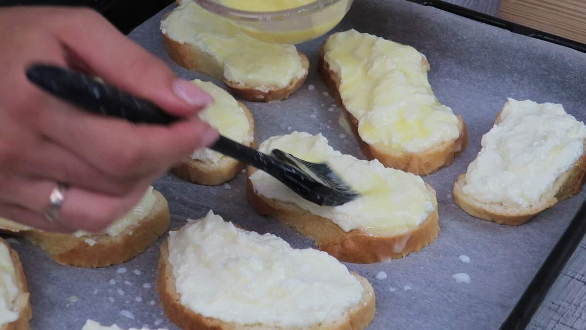 батон с творогом