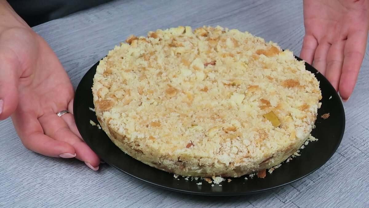 Пирог из батона с молоком и яйцом