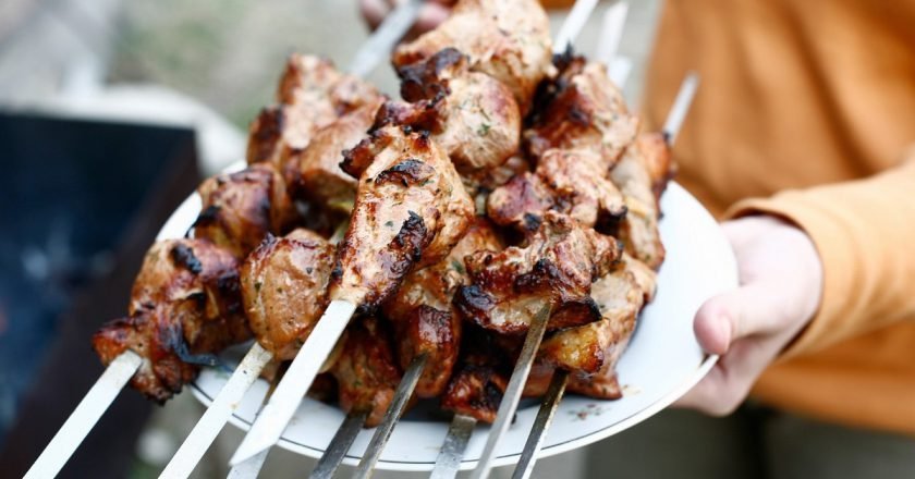 где заказать еду на дом