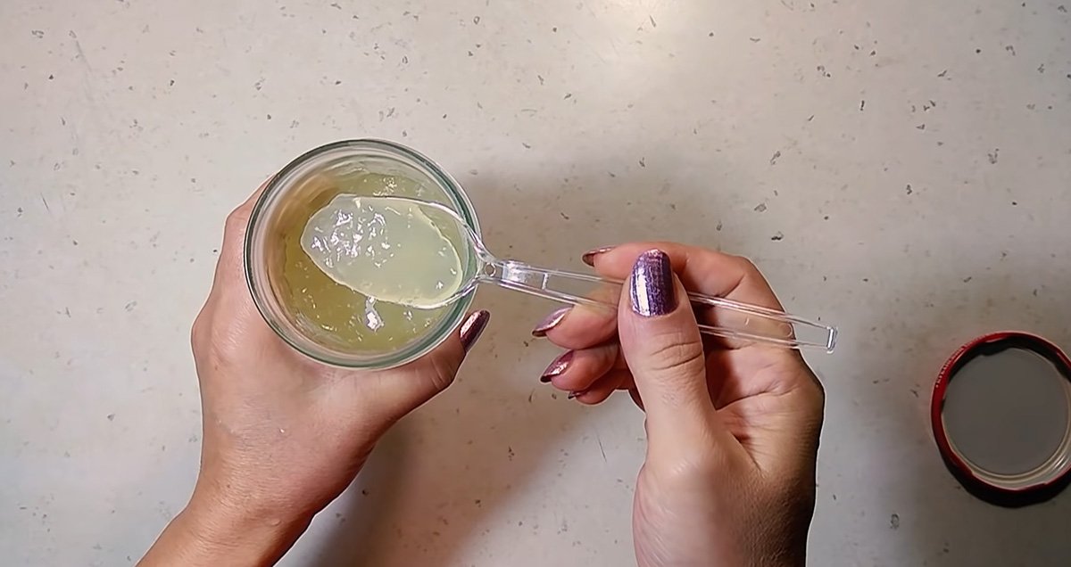 гель в банке