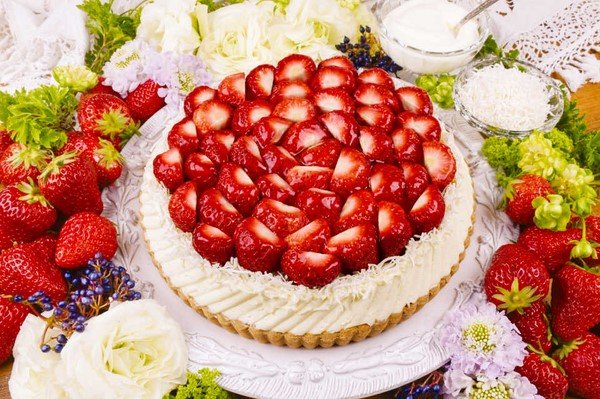 Идеи десертов с клубникой