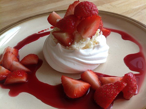 Идеи десертов с клубникой