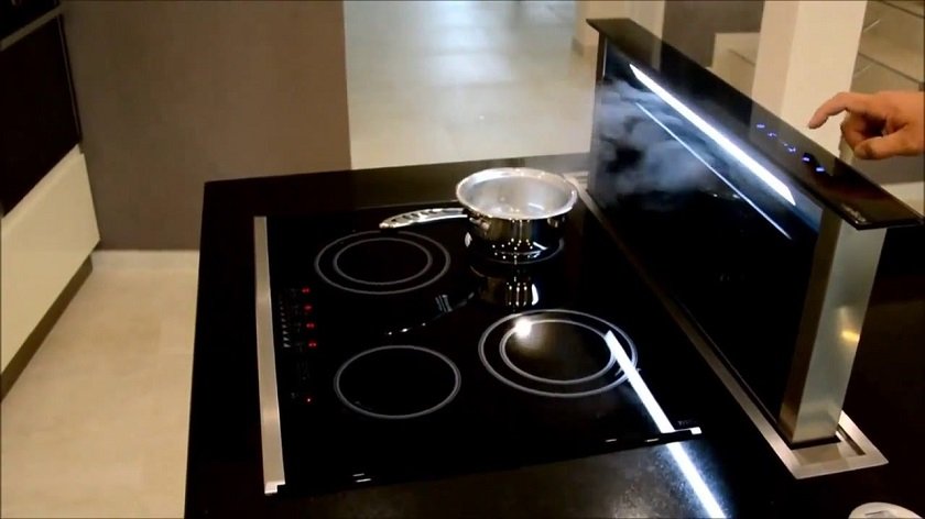 шкафчики на маленькой кухне