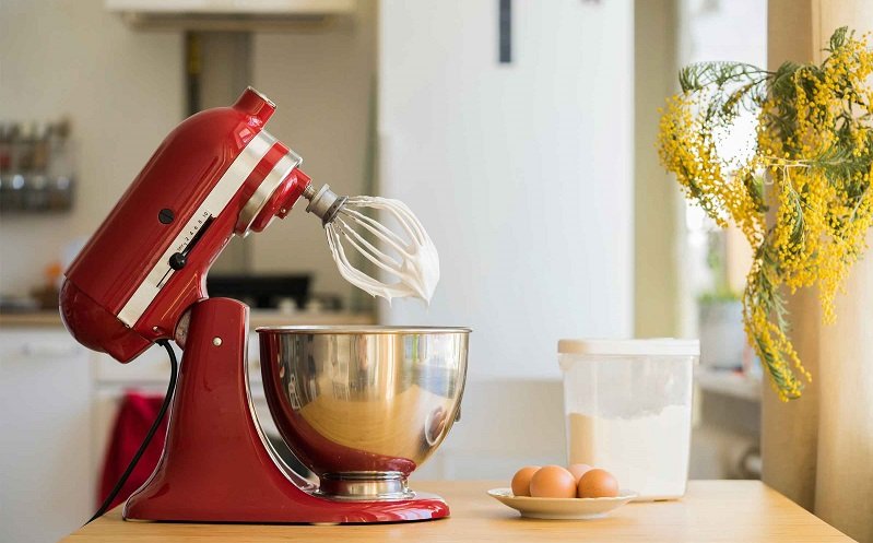 светлая кухня фото