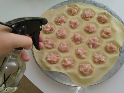 Как быстро слепить пельмени