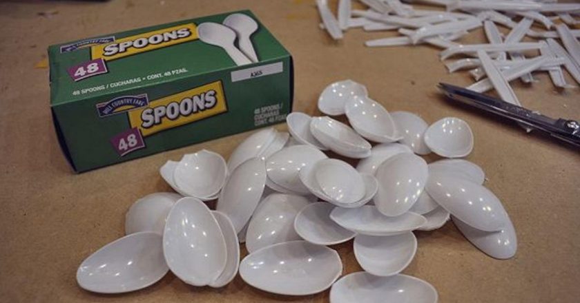 пластиковые ложки