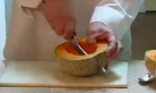 как нарезать дыню