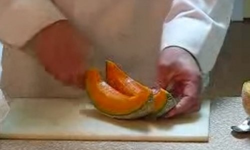 как нарезать дыню