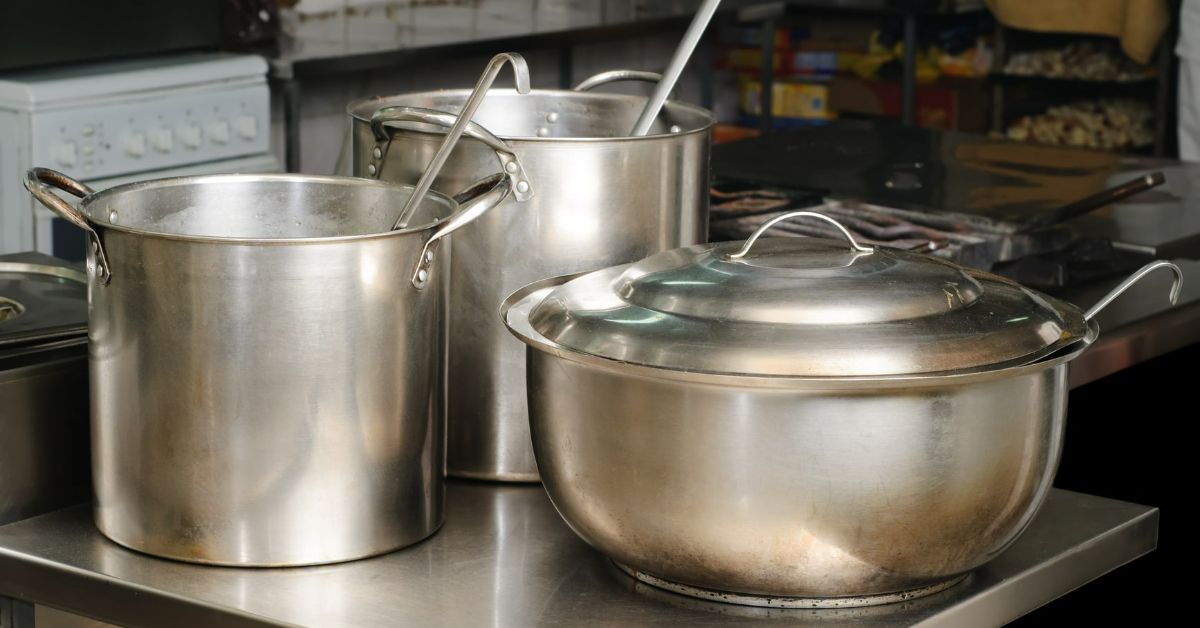 нагар на алюминиевой кастрюле