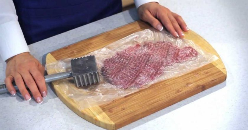 как отбить мясо без молотка